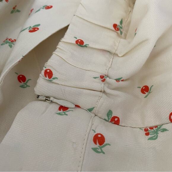 Feather Bone Anthropologie Cream Cherry Print Wide Leg Pants size 0 - Picture 8 of 8